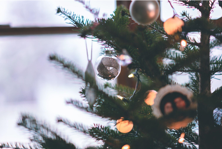 The Perfect Small White Christmas Tree Skirt to Achieve Your Life Goals